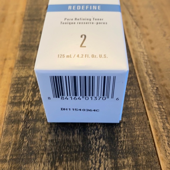 NEW R+F Redefine Pore Refining Toner - Picture 2 of 4
